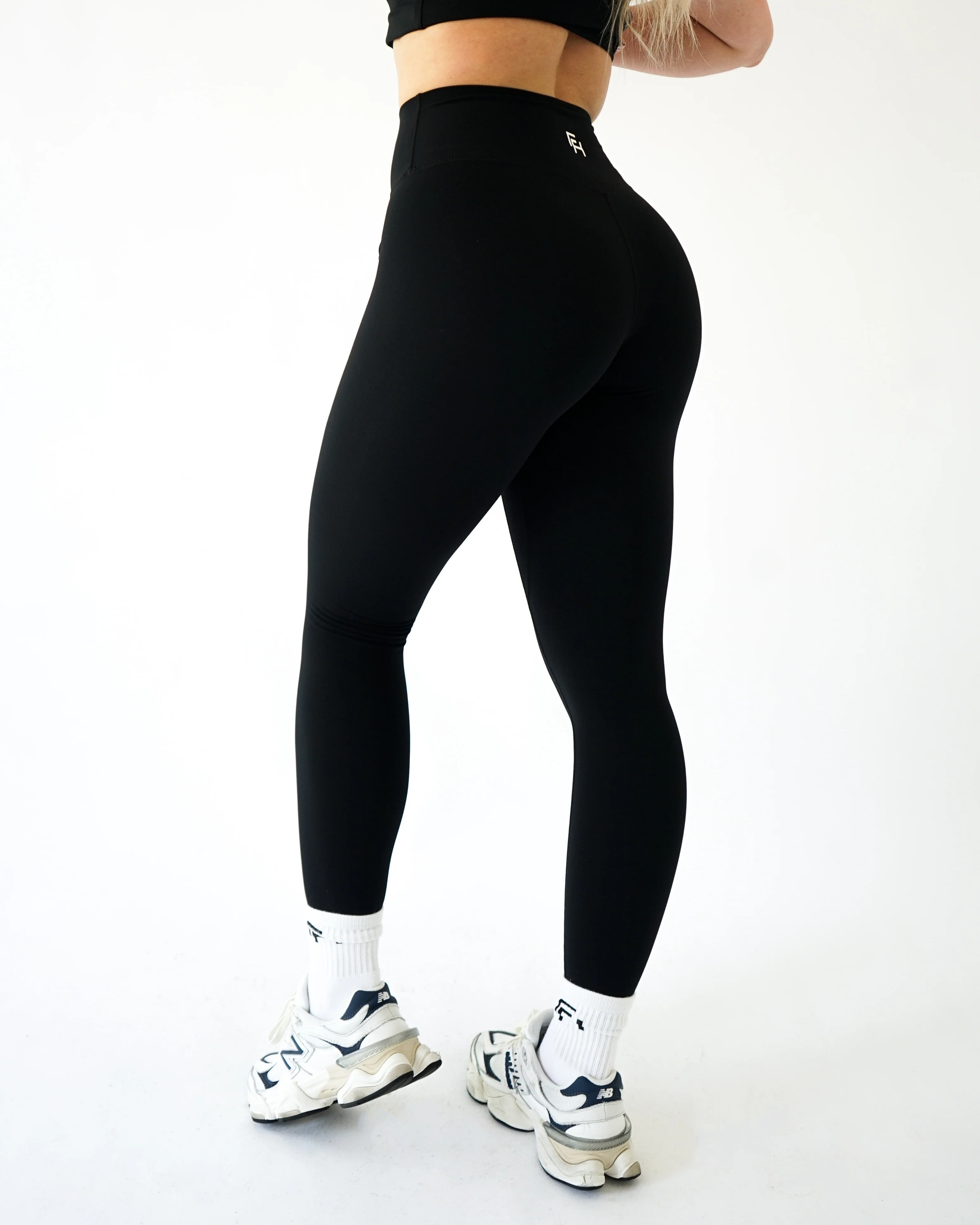 Adapt Leggings - Black - Image 4