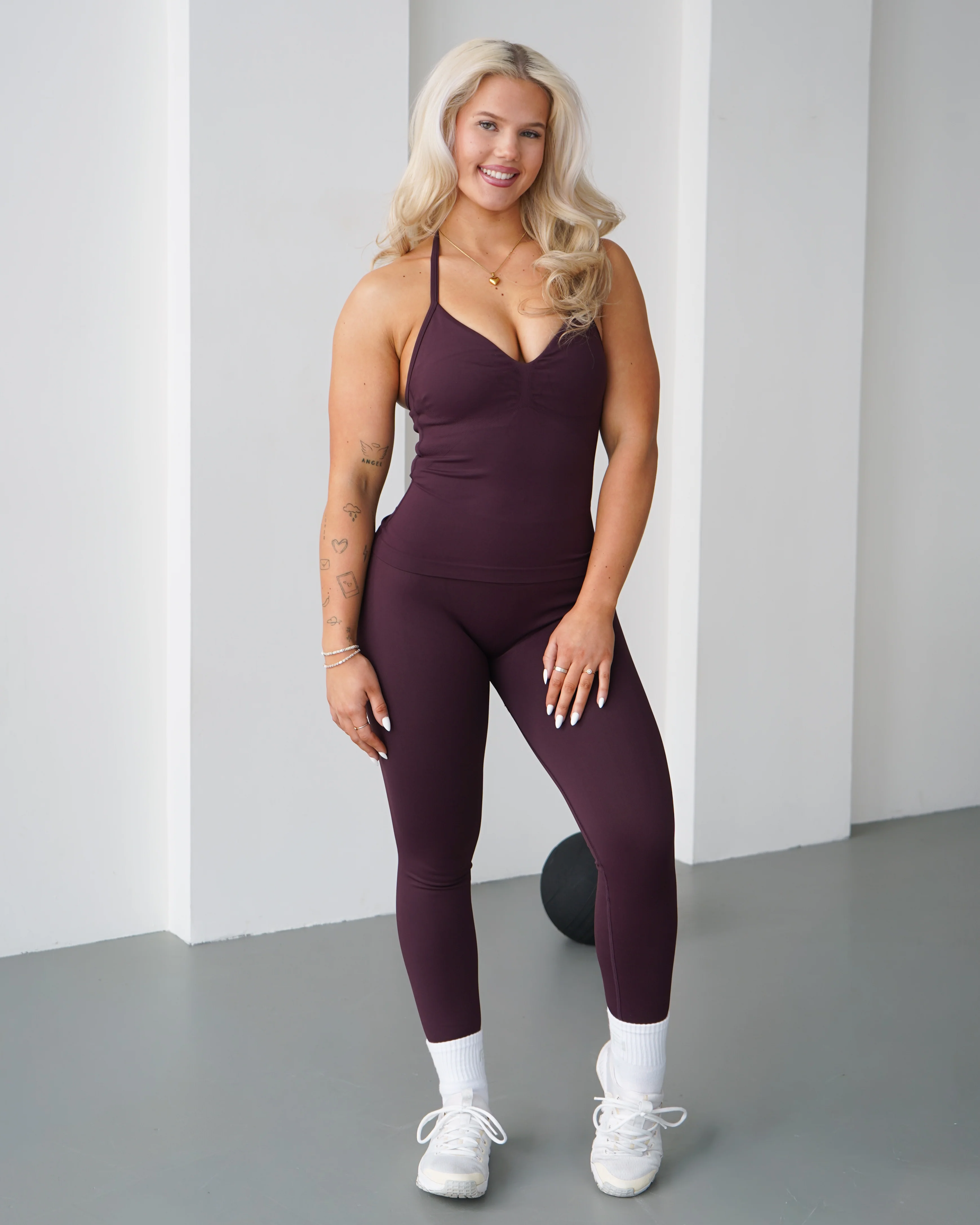 Ascend Leggings 27" - Plum - Image 4