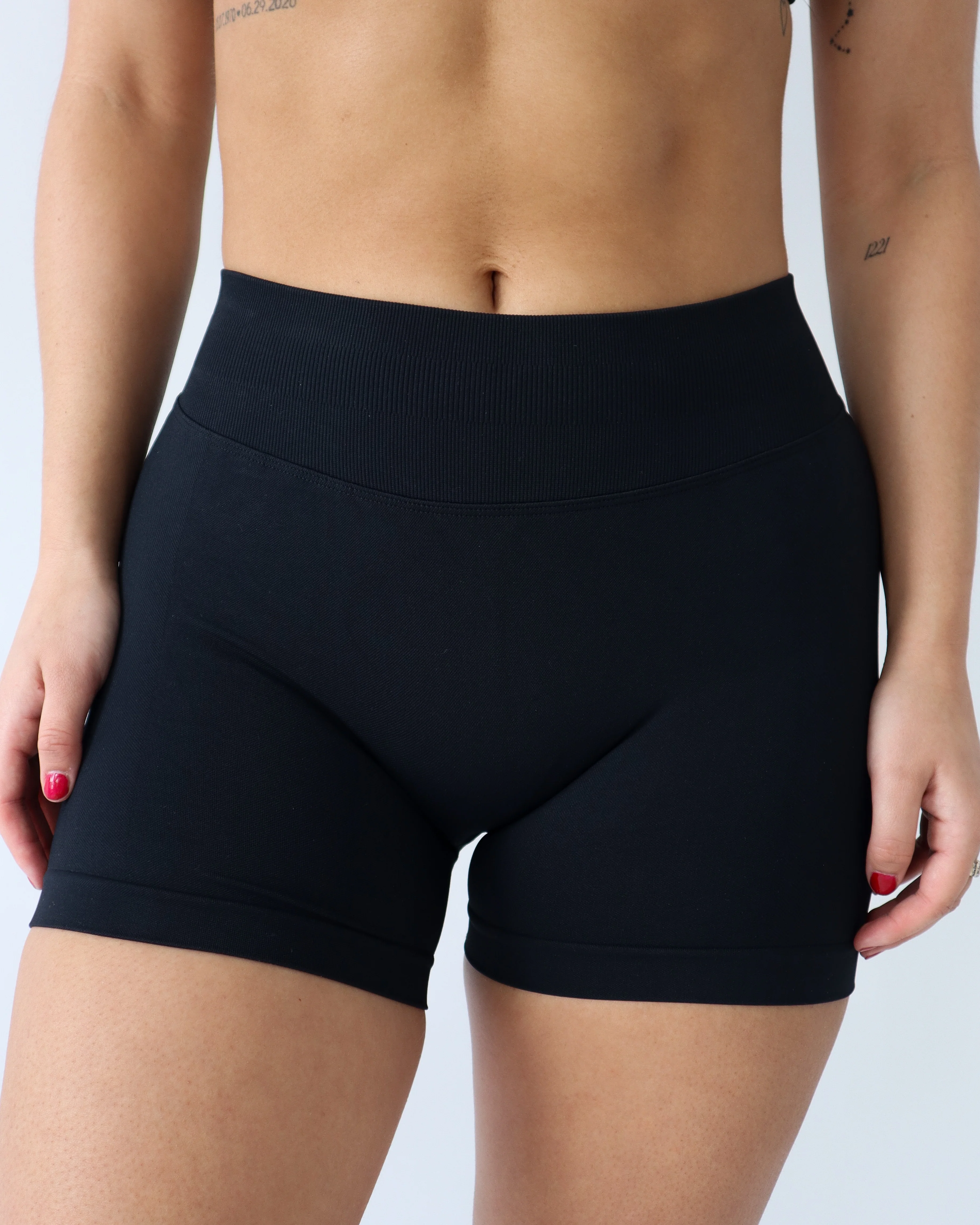 Ascend Shorts 4.5" - Black - Image 4
