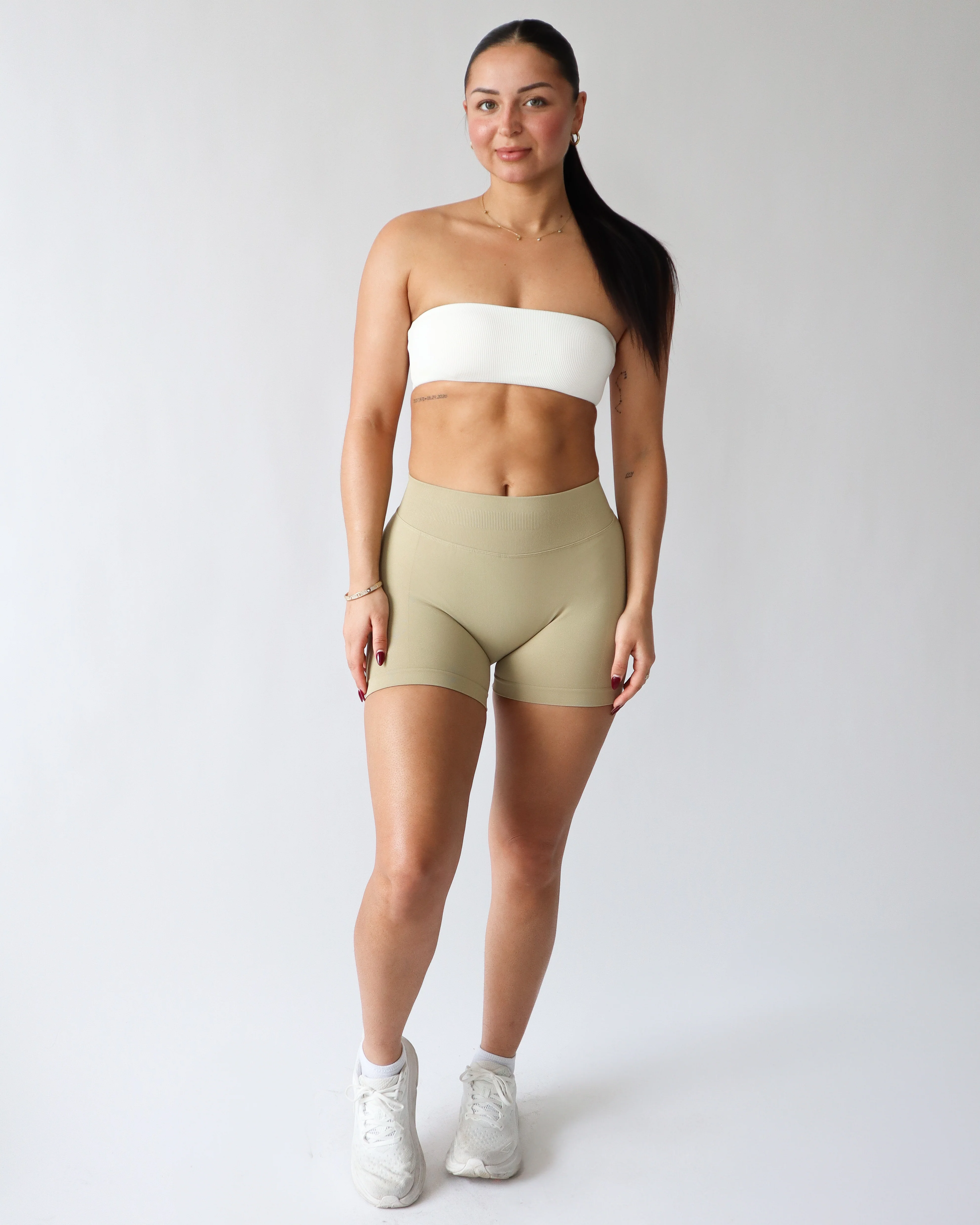 Ascend Shorts 4.5" - Sand - Image 4