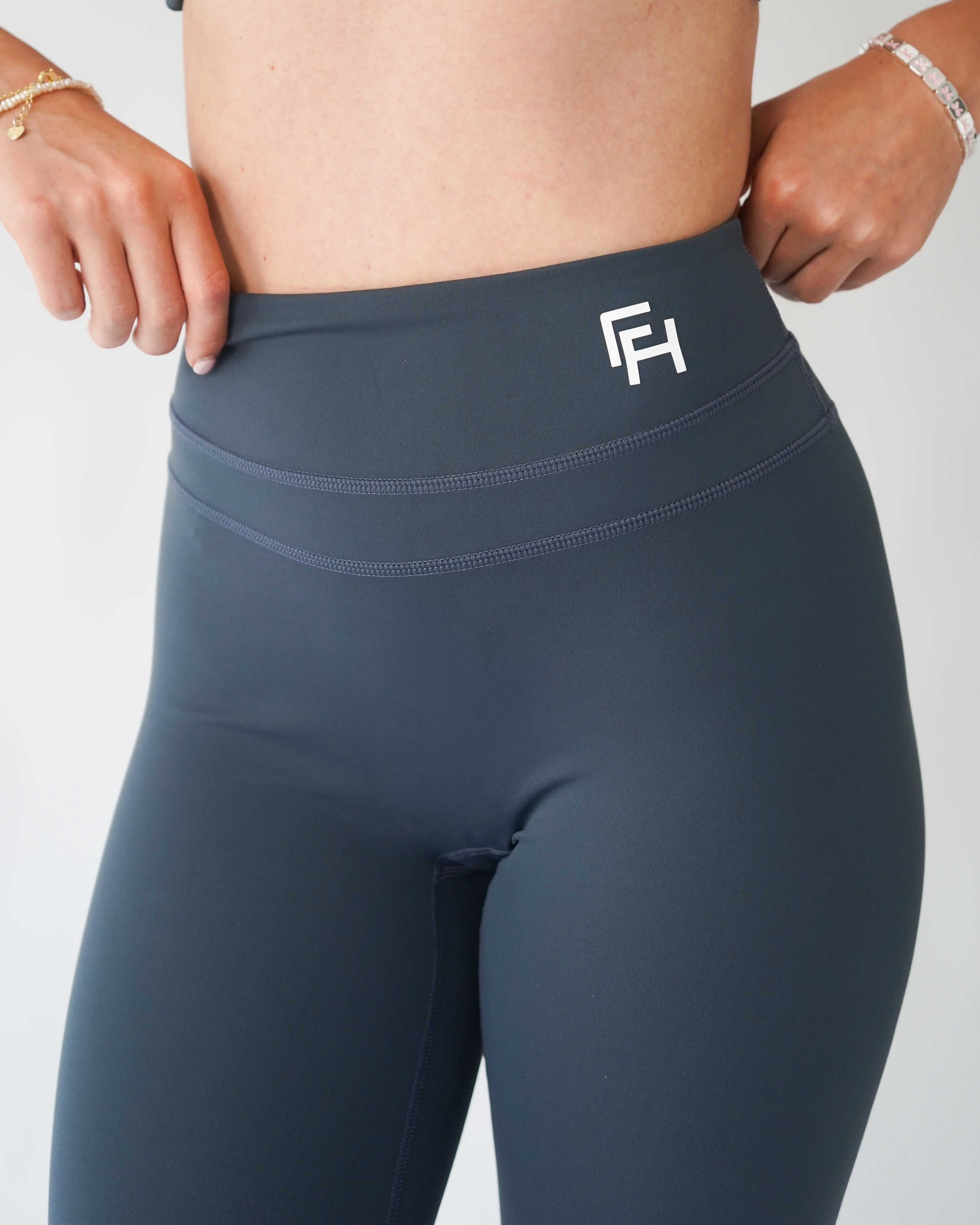 Effortless High-Rise Leggings 26" - Stone - Image 2