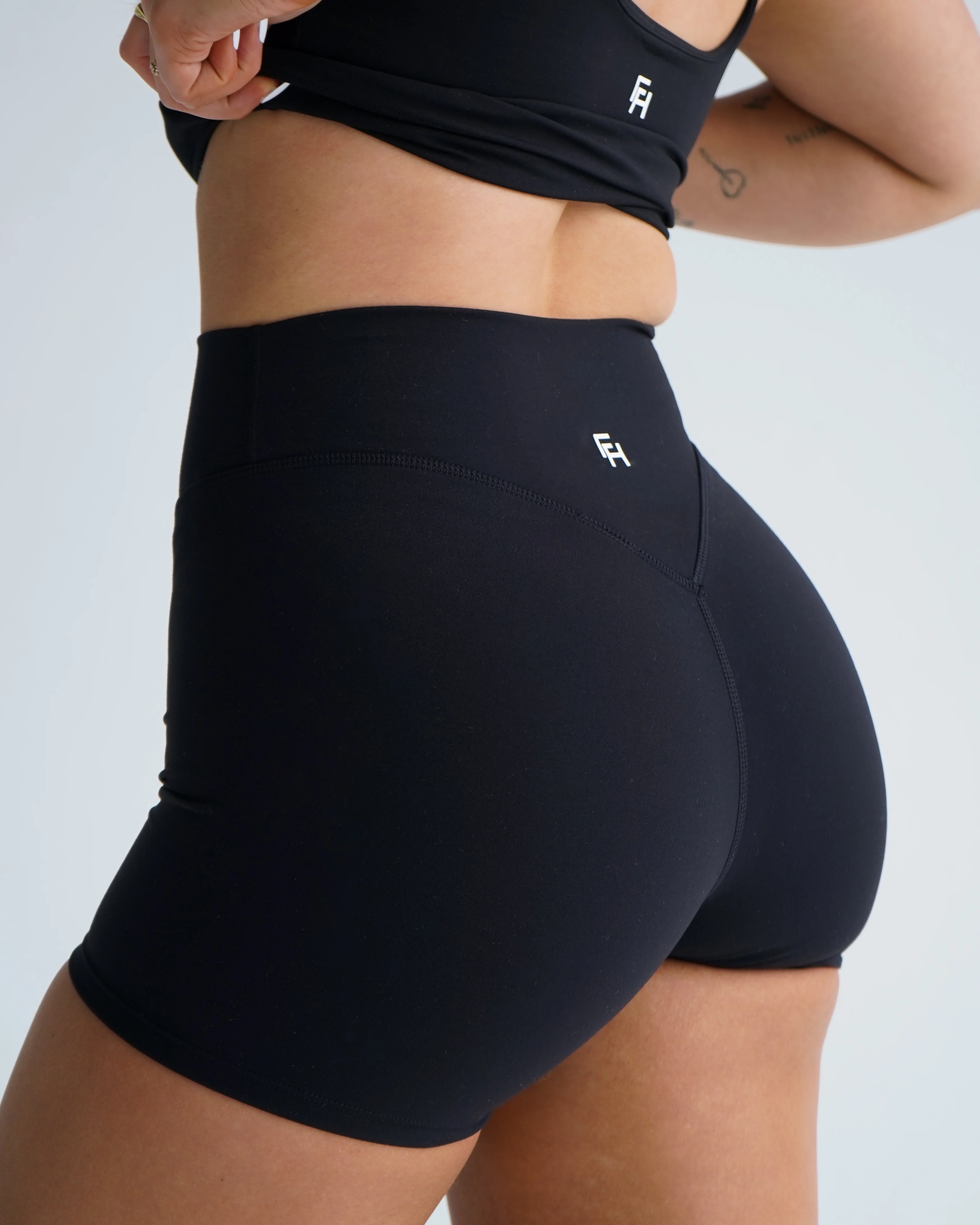 Hatha Shorts 3" - Black - Image 3