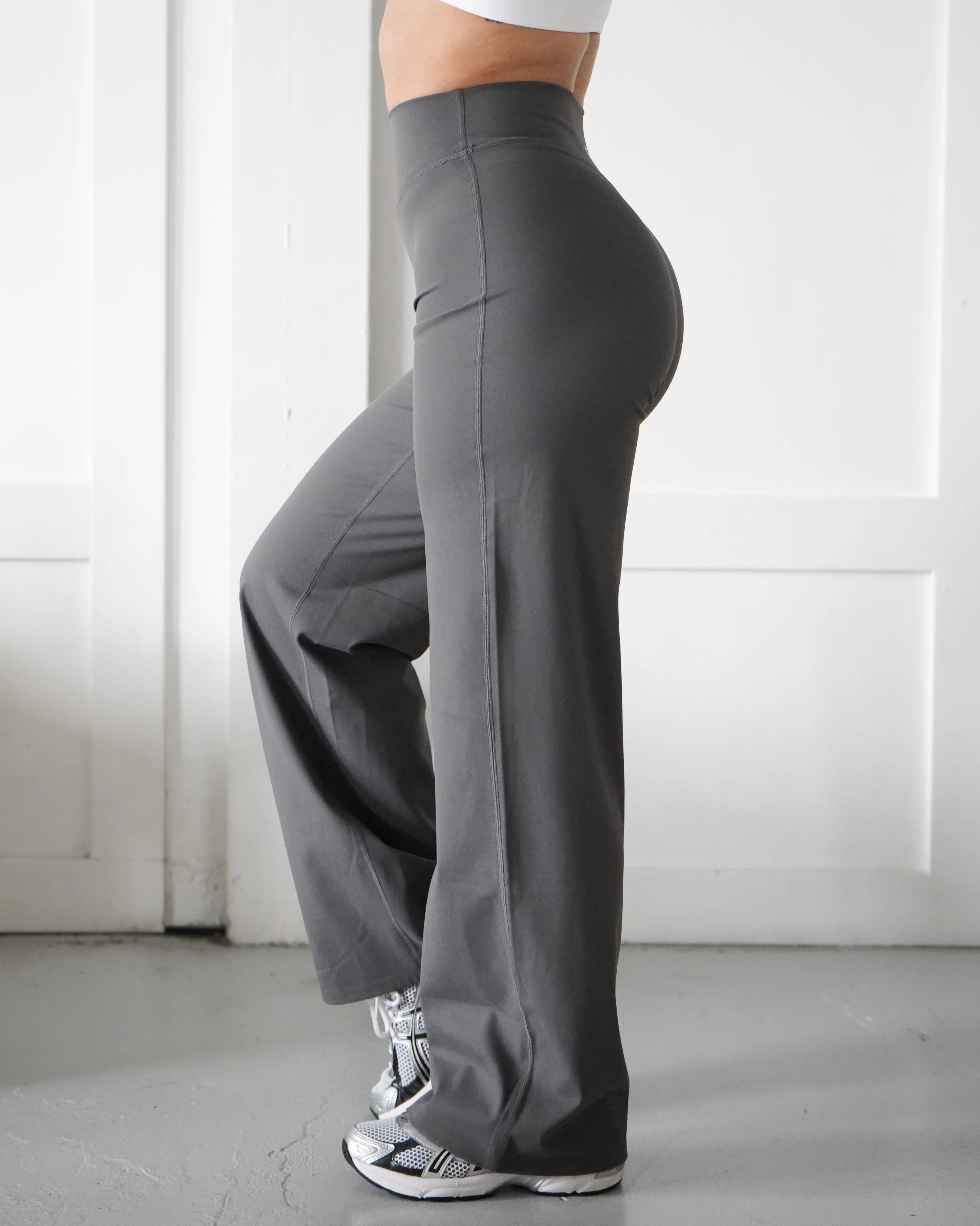 Hatha Straight Leg Pants - Graphite - Image 4